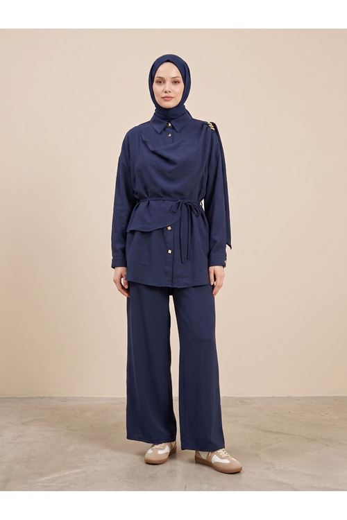 PİT00508-LCV Omuz Toka Detay Aller Pantolonlu Takım-Lacivert