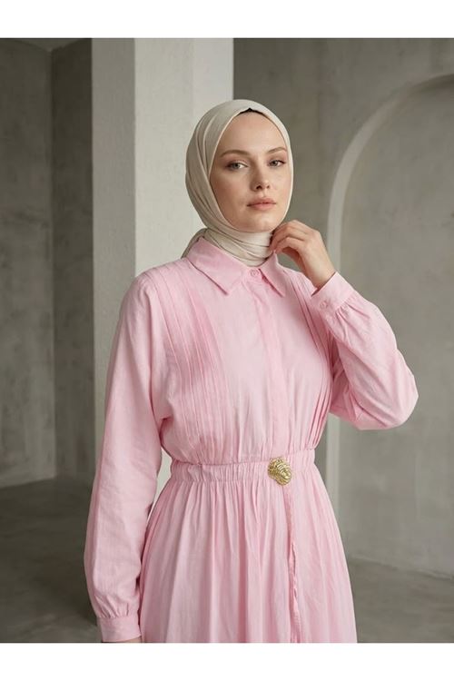 ELB04151-PMB Bel Lastik Yarım Pat Aksesuar Detay Elbise-Pembe
