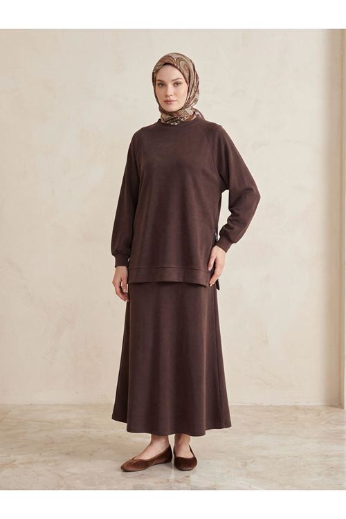 EİT00133-KHV Yanları  Fermuar Detay Reglan Kol   Etekli Takım-Kahve