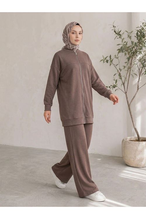 PİT00535-P102 Roba Detay Fermuarlı Takım-Açık Kahve