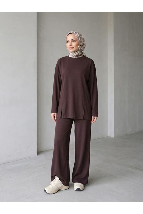PİT00539-KHV Parçalı Yırtmaç Detay Pantolonlu Takım-Kahve
