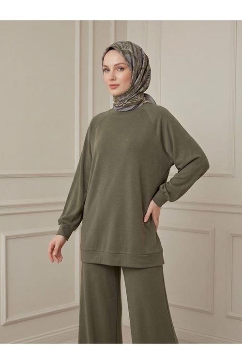 PİT00540-HKİ Ön Parçalı Yırtmaç Detay Pantolonlu Takım-Haki