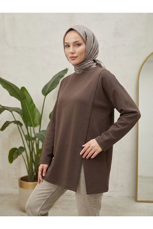 TUN06011-KHV Yan Hareket Yırtmaç Detay Oysh Tunik-Kahve