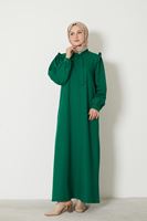 ELB03991-ZMR Omuz Fırfır Detay Krep Elbise-Zümrüt Yeşili